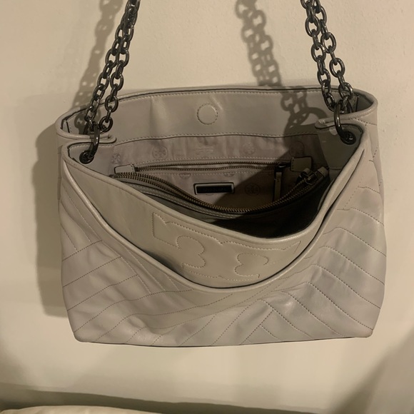 Tory Burch gray tote bag. Slightly used but good condition! - Picture 4 of 4